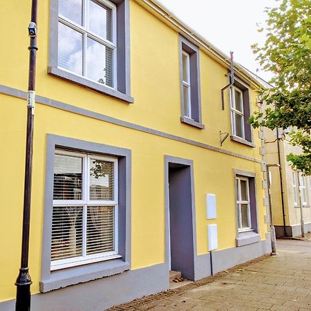 Dursley House Otel Whitland Dış mekan fotoğraf