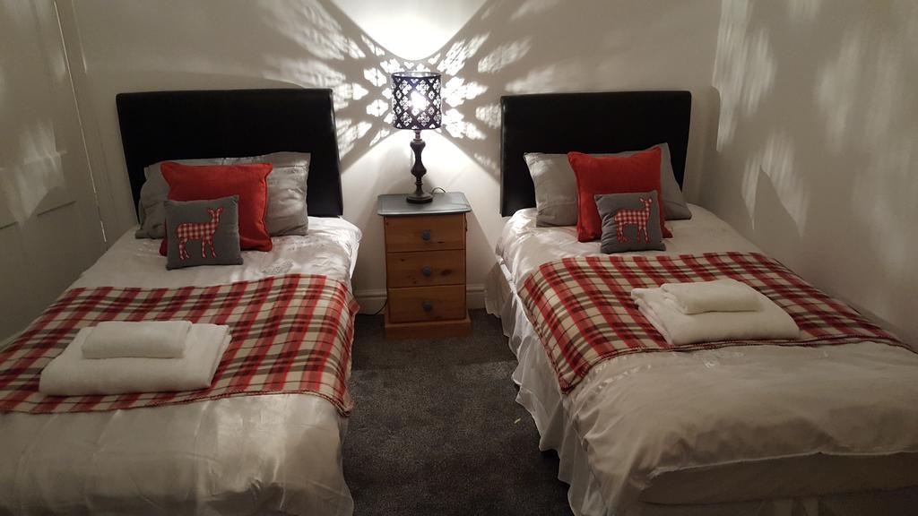 Dursley House Otel Whitland Dış mekan fotoğraf